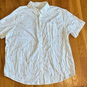 Sonoma White Short-Sleeve Button-Down Shirt with Multicolor Surfboard Icons 3XB